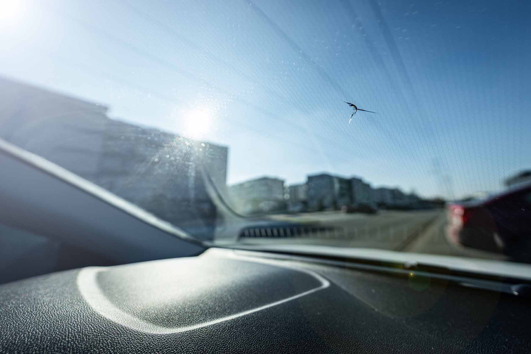 Auto-Scheibenreparatur